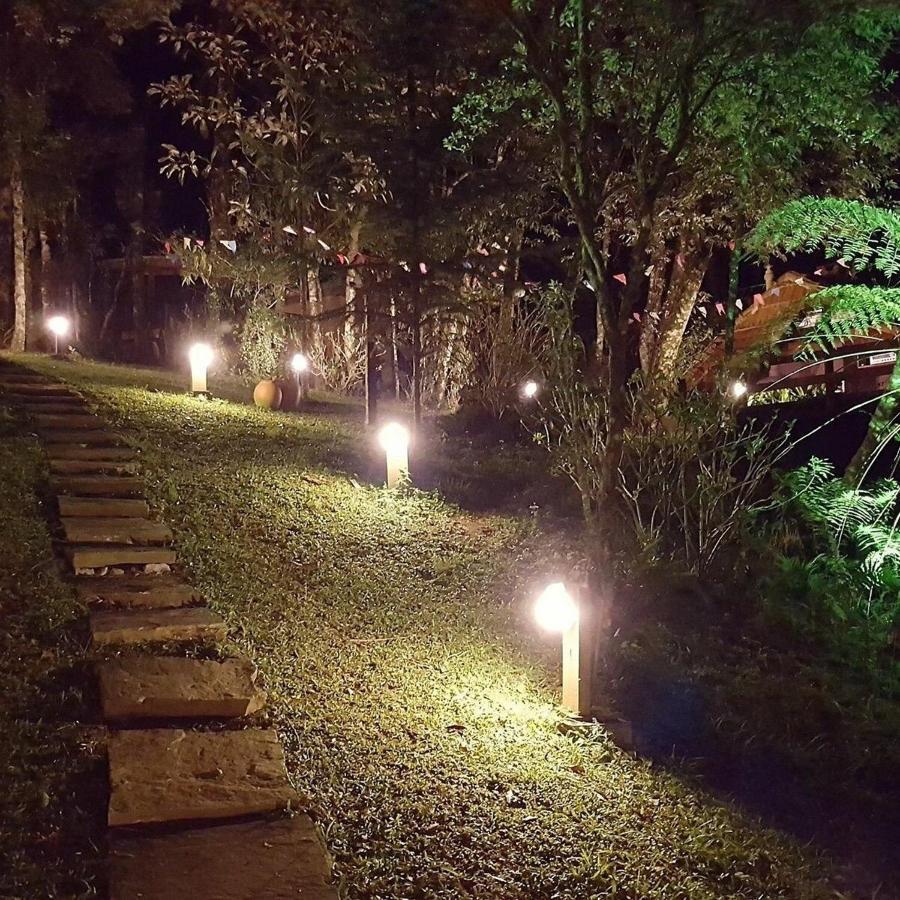 Chale Dos Tucanos- Parede De Vidro Com Linda Vista Campos do Jordão Exterior foto