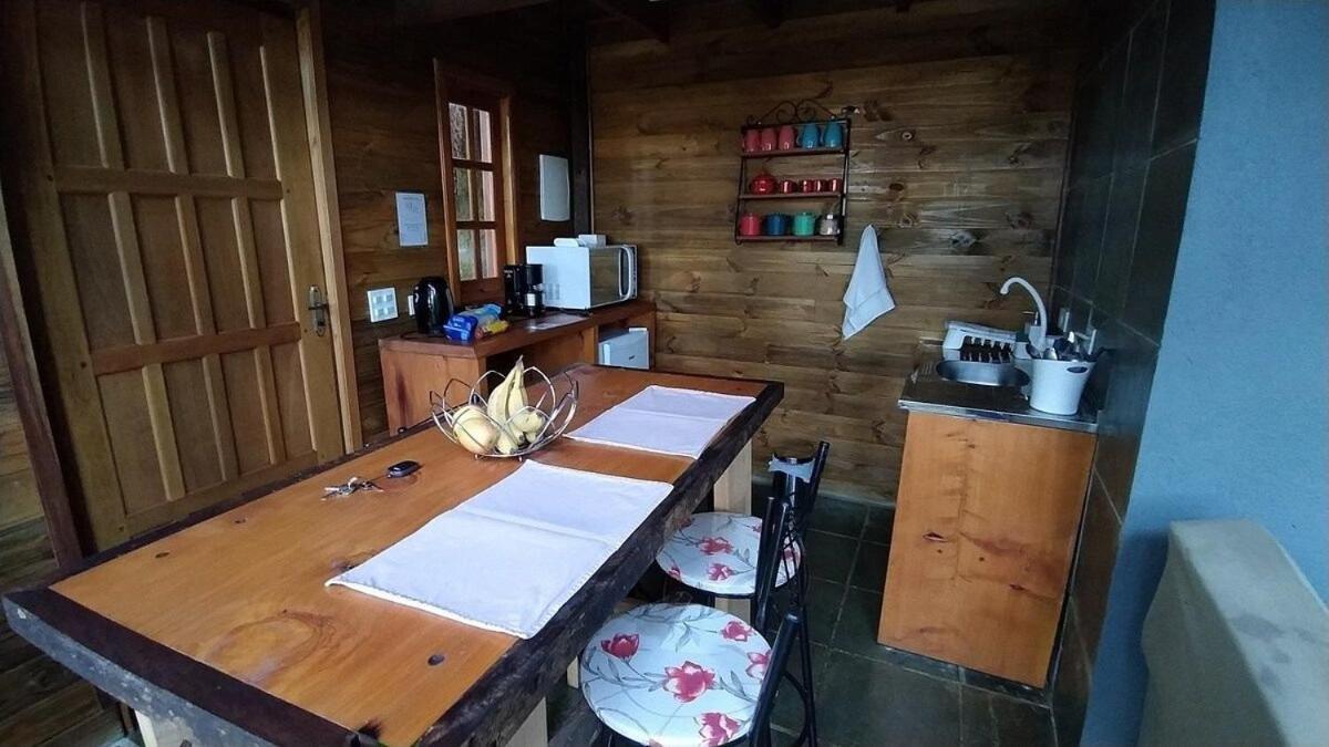 Chale Dos Tucanos- Parede De Vidro Com Linda Vista Campos do Jordão Exterior foto